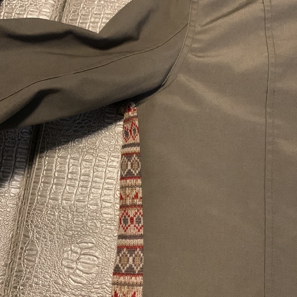 Jacket - Picture 10 of 11